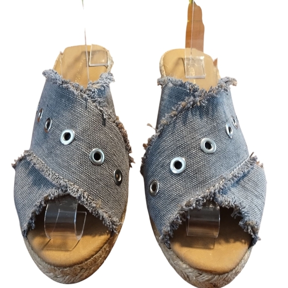 NWOT Anthropologie Grommet Denim espadrille mules - Picture 1 of 10